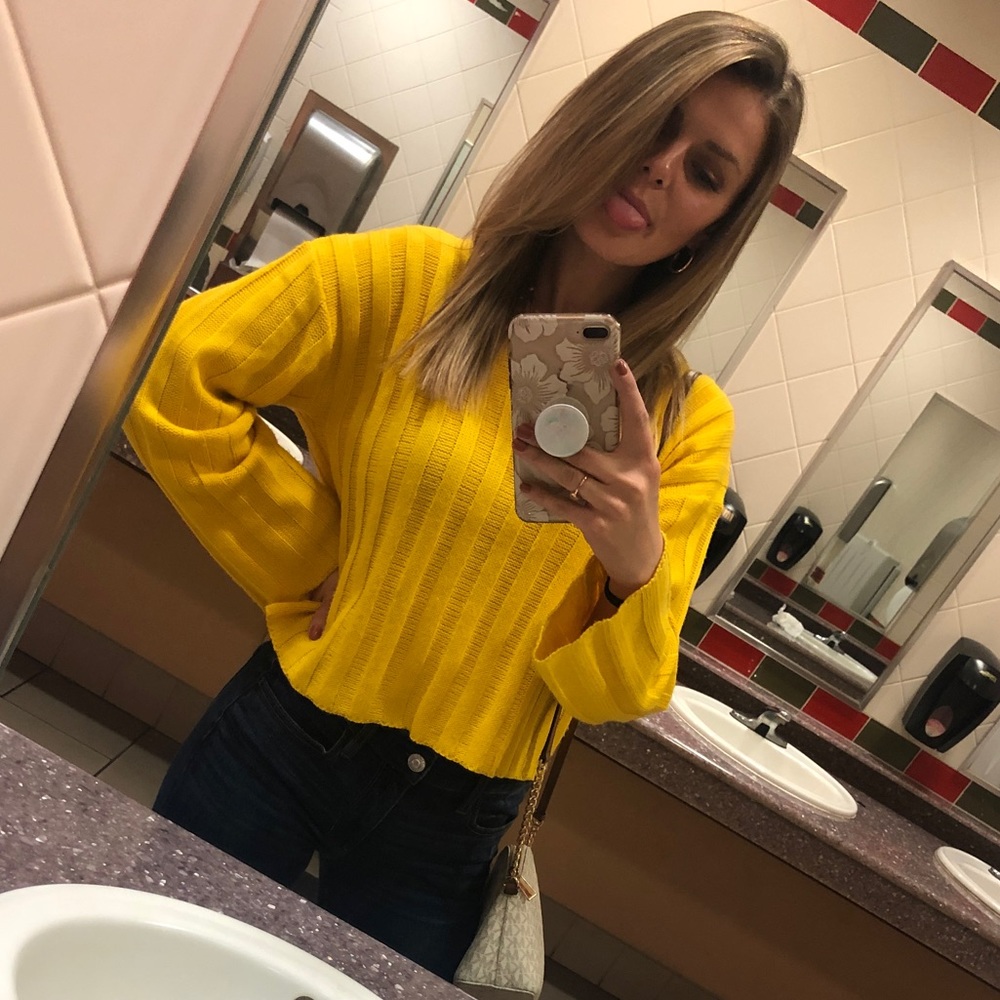 Meet your Posher, Danielle